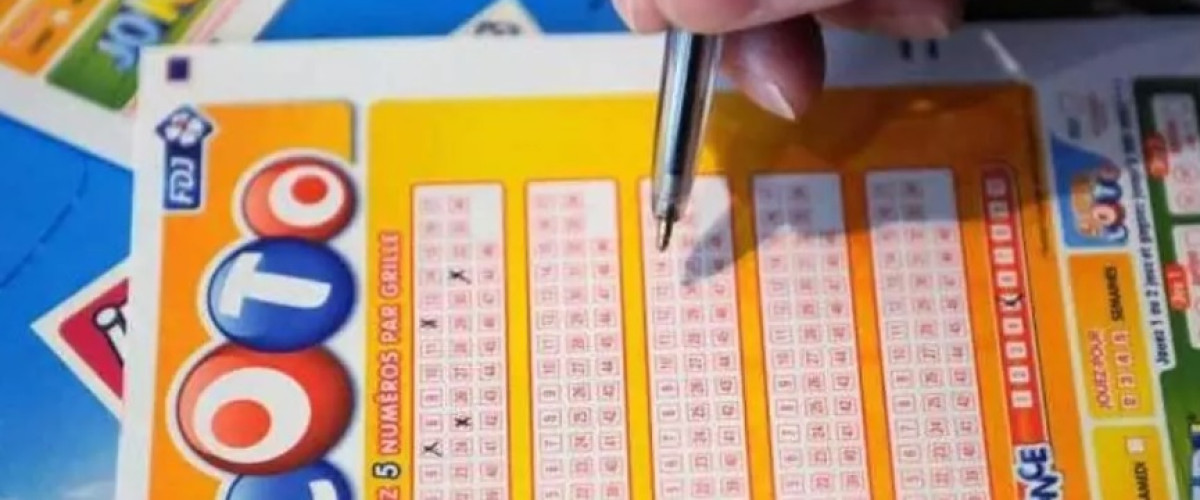 Loto de 4M€ : le gagnant tond sa pelouse le temps d’assimiler