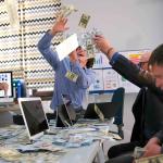 29 collègues se partagent un prix de loterie Powerball de 1 million de dollars à New York