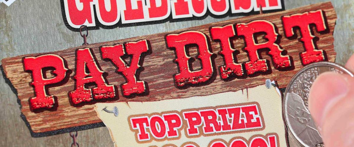 Une résidente du Texas remporte 100 000 $ grâce à un billet de loterie surprise de l'Arkansas offert par son mari