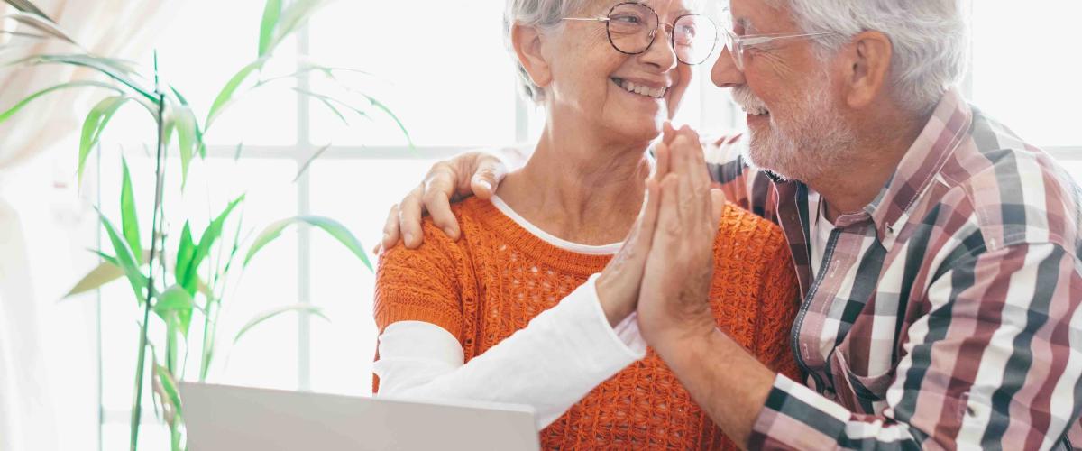 Un couple canadien de 48 ans part en "lune de miel retardée" grâce à une victoire de 5 millions de dollars à la Lotto 6/49