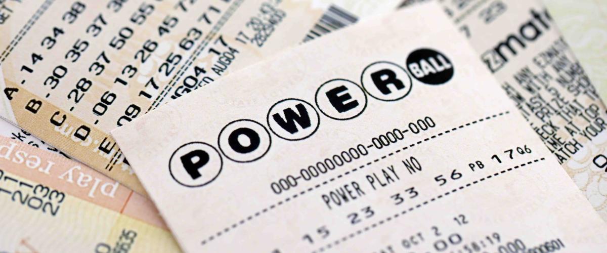 Un ticket de loterie en Arkansas remporte le jackpot historique de Powerball de 1,8 milliard de dollars